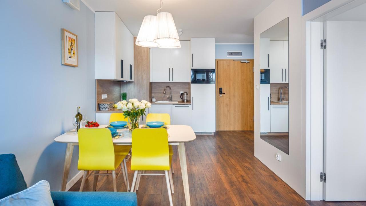 Apartament Blekitna Laguna Z Basenem - Ul Kasprowicza 20A - Holiday City Kolobrzeg Exterior photo